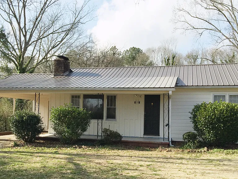 209 Pine Valley Rd — Photo 1