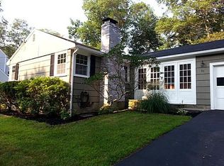 51 Donna Rd, Holliston, MA 01746