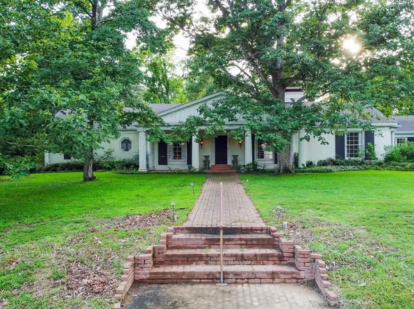 2003 Broadway Blvd, Kilgore, TX 75662