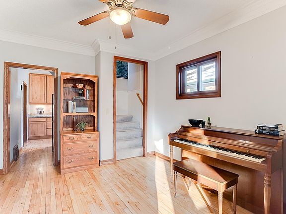 4th image of 4448 46th Ave S