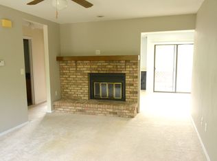 1204 Dean Dr, Urbana, IL 61801