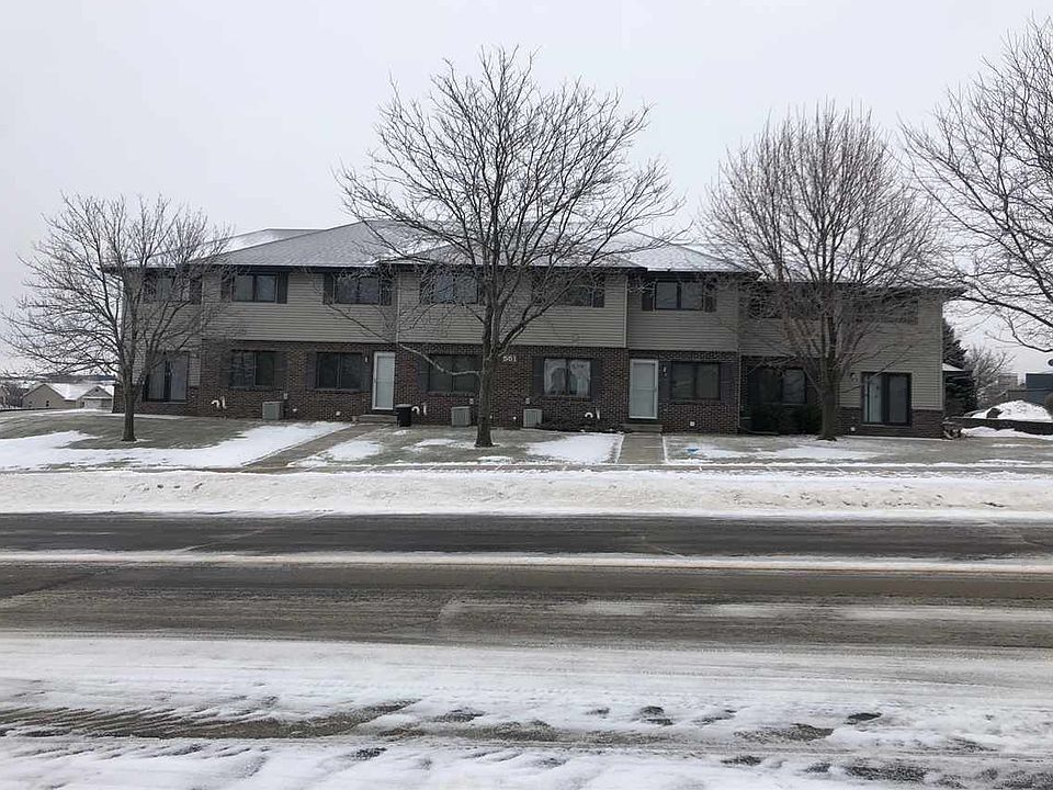 1st image of 551 N Westmount Dr