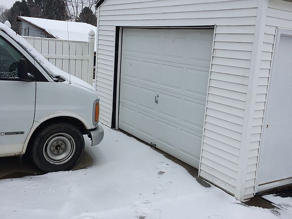 4th image of 506 Acker Dr