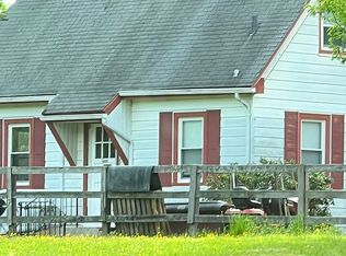 2 Fruitledge Rd, Glen Head, NY 11545