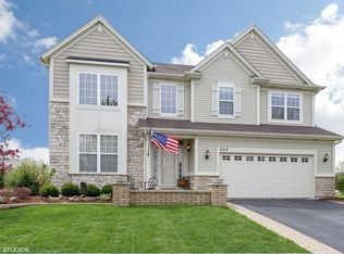 552 Northgate Dr, Sycamore, IL 60178