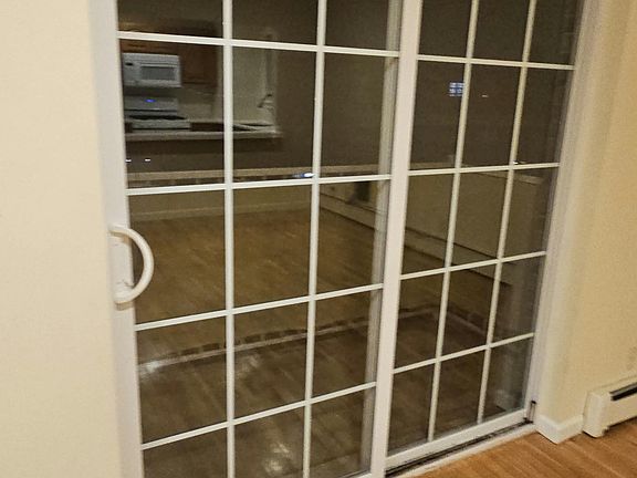 4th image of 325 Quincy Ave Floor 1