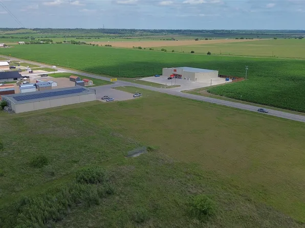 E Main St, Itasca, TX 76055