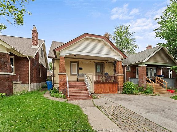 2nd image of 1571 Goyeau St