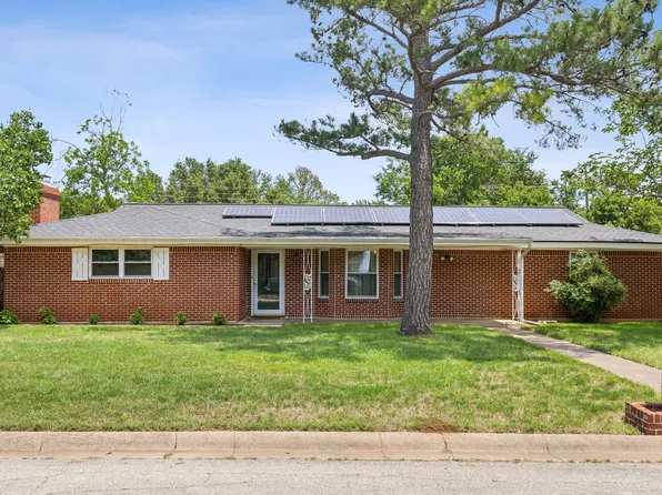 1301 John Reagan St, Benbrook, TX 76126