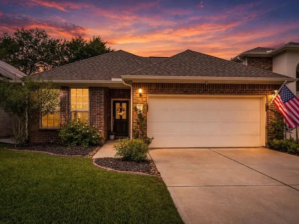 2923 Whitman Dr, Montgomery, TX 77356