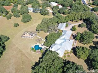 31925 Rolling Acres Trl, Fair Oaks Ranch, TX 78015