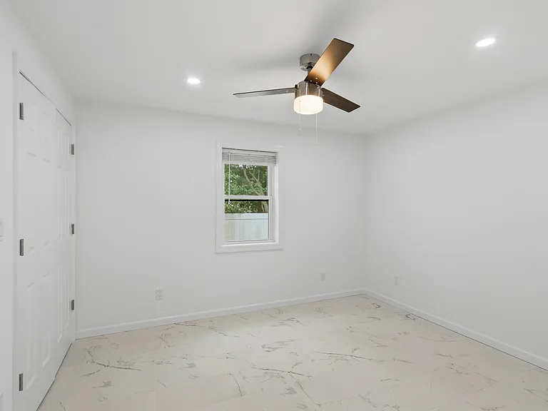 38 Smith St #1 — Photo 10
