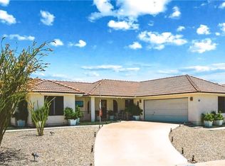 40 Palm Gardens Dr, Palm Gardens, NV 89039