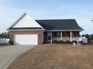 169 Foxhall Ct, Raeford, NC 28376