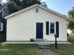 2300 E Keys Ave, Grandview, IL 62702