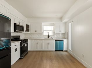 (Undisclosed Address), Los Angeles, CA 90039