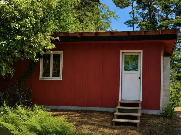 88029 Highway 101, Florence, OR 97439