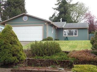 1065 Augustine Ave, Coos Bay, OR 97420