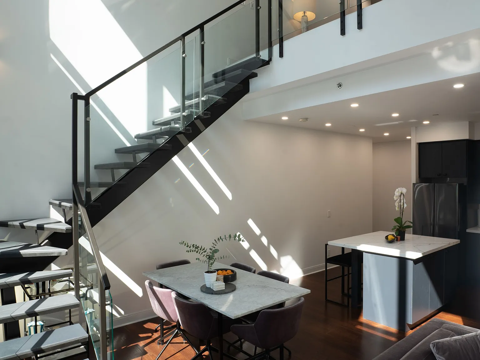 1 bed, $4,500 — Photo 1