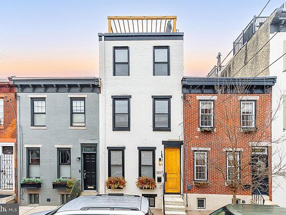 2nd image of 1805 Webster St