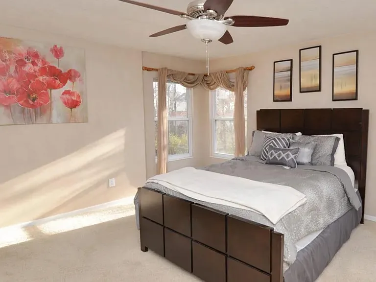 1867 Grovepointe Dr — Photo 10