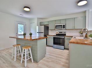 560 Falling Leaf Way, Mascoutah, IL 62258