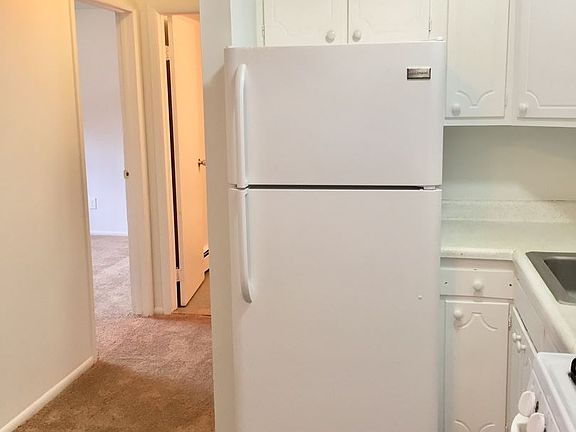 5th image of 1571 S Congress St APT 13
