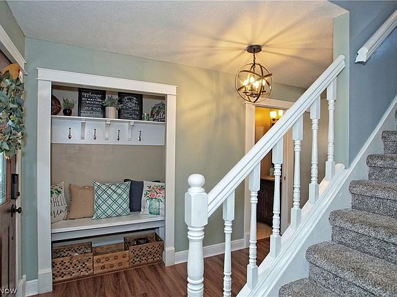 2nd image of 1395 Cedar Creek Ct