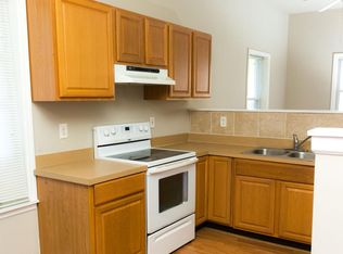 213 S Curry St, Hampton, VA 23663