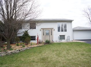 9410 Hawthorne Ave, Mokena, IL 60448