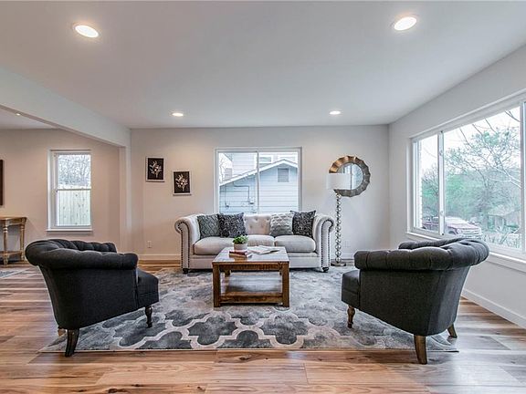 4th image of 3204 Santa Fe Dr