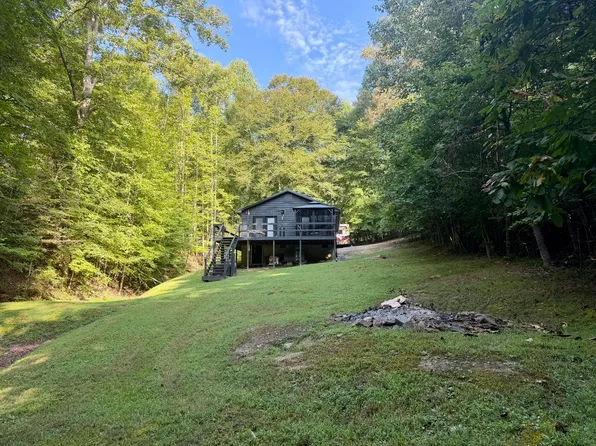 204 Black Fox Rd, Washburn, TN 37888