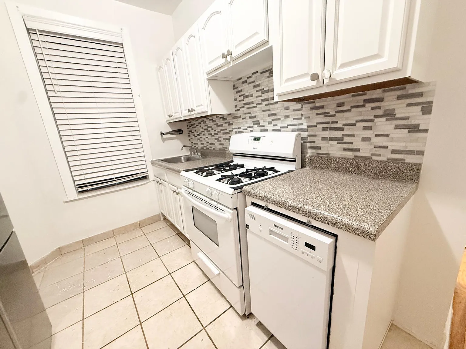 328 East 78th Street — Photo 3