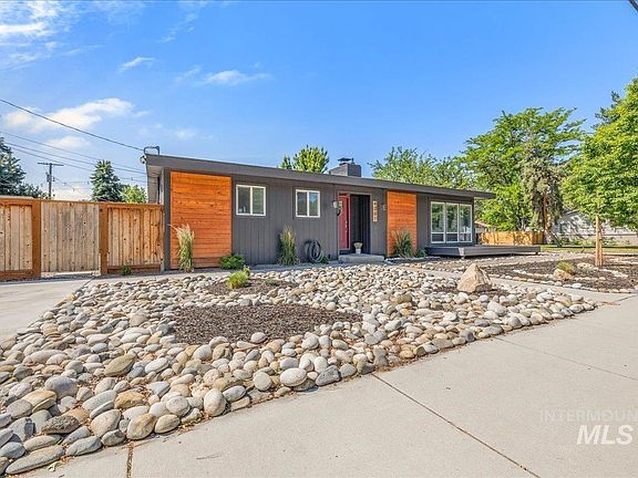 3rd image of 4301 W Camas St