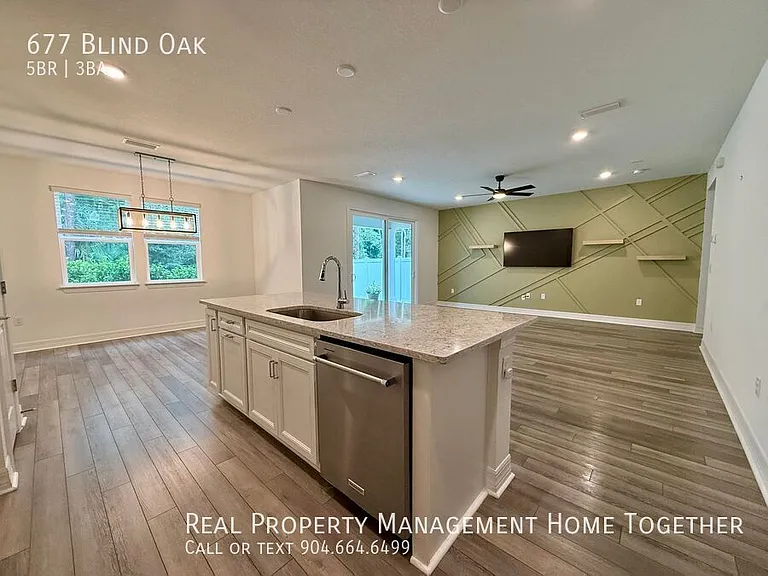 677 Blind Oak Cir — Photo 5