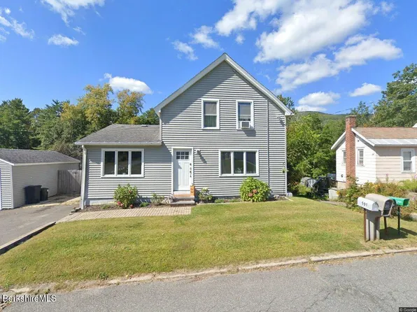 501 N Eagle St, Clarksburg, MA 01247