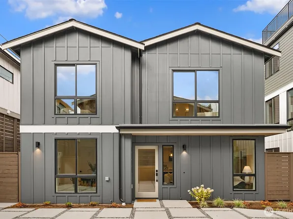 4411 2nd Avenue NE, Seattle, WA 98105