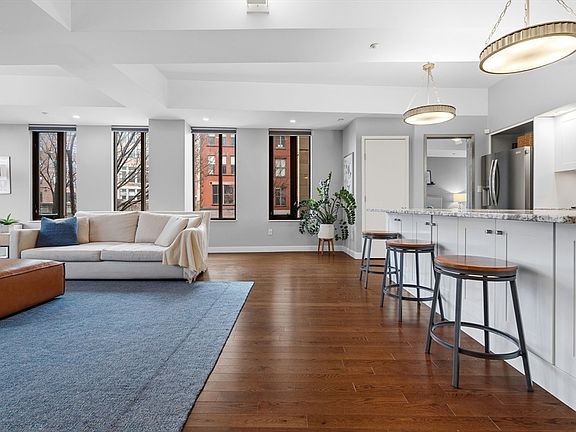 5th image of 1313 Washington St APT 206