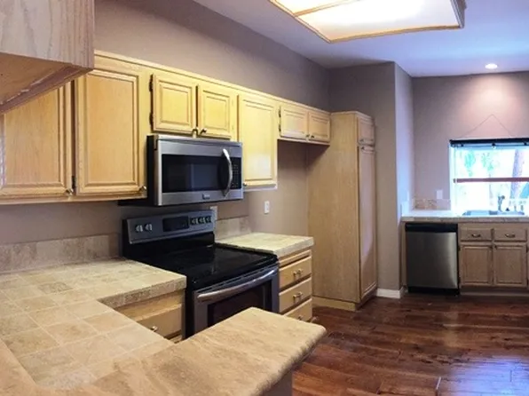 528 Water Oak Ln Unit 60, Oak Park, CA 91377