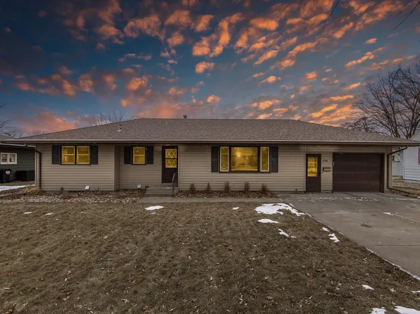 118 S Eagle St, Belle Plaine, MN 56011