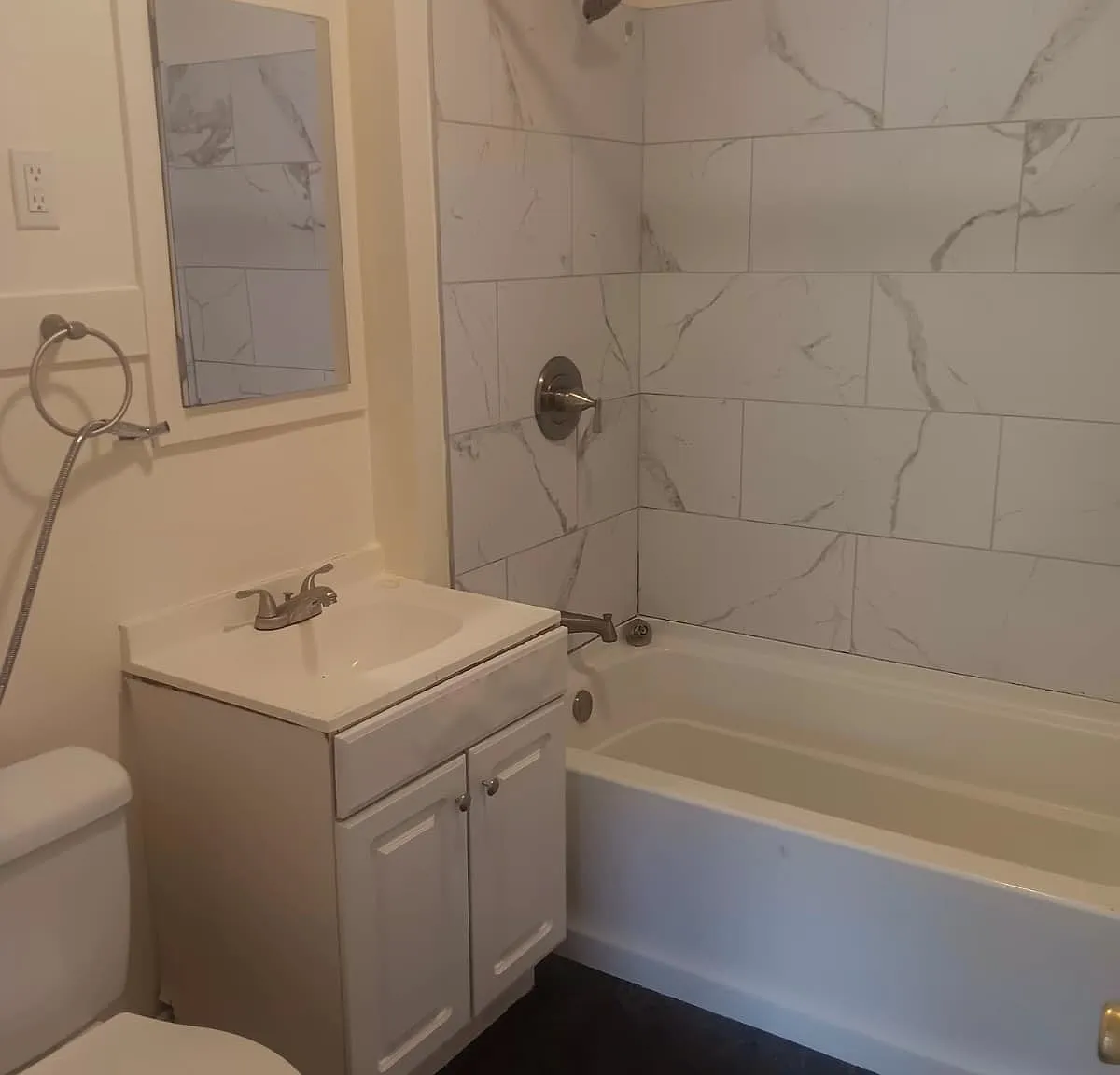 3 bed, 1000 sqft, $1,850 — Photo 4