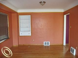 3rd image of 11711 Marion