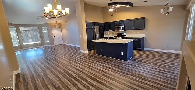 2229 Maple Shade St — Photo 3
