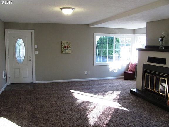 3rd image of 2521 E 18th St