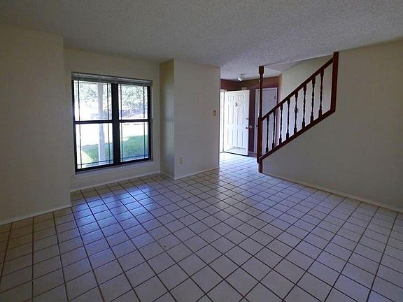 3rd image of 7045 Laramie Ln