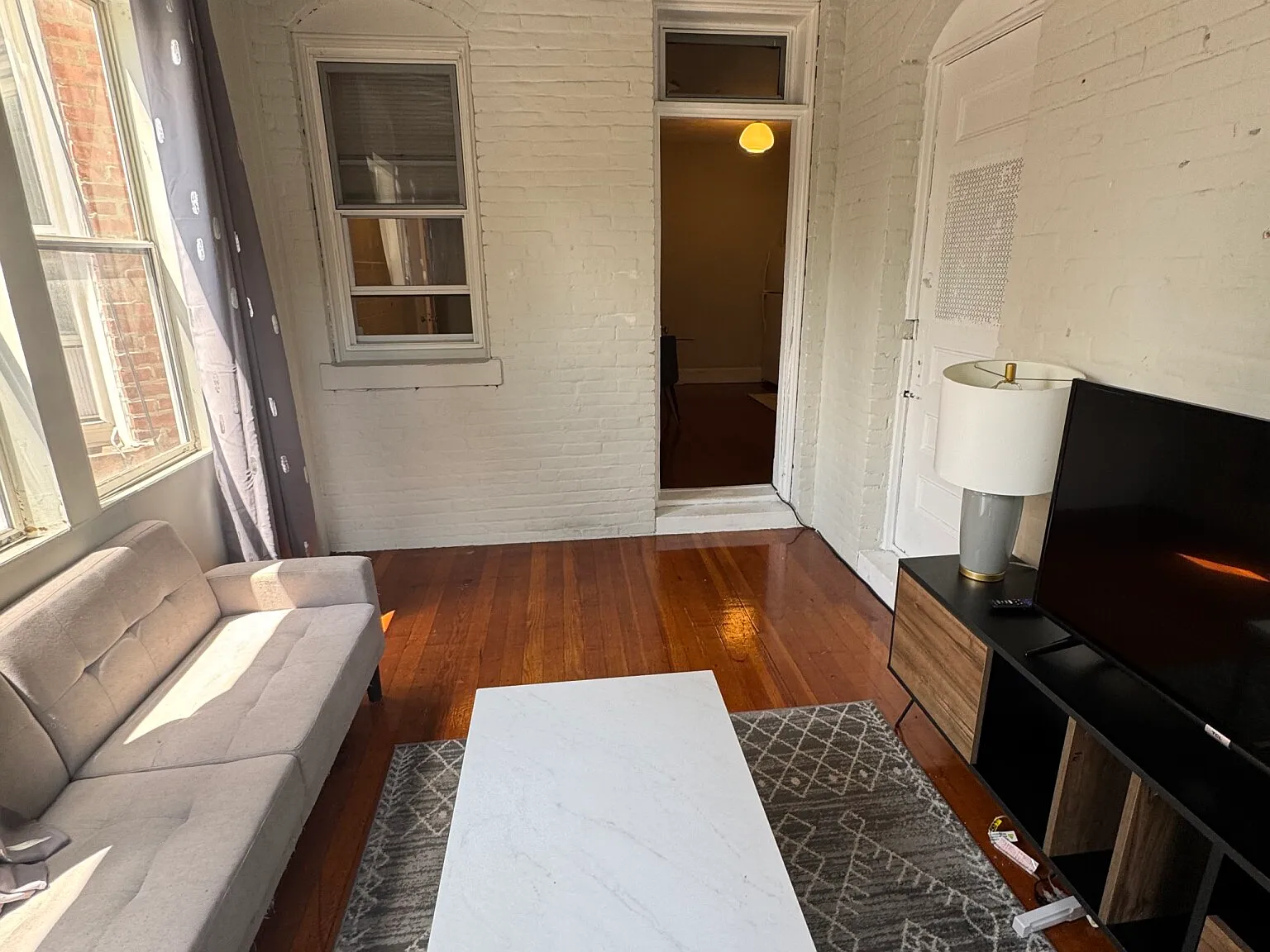 1 bed, 1.0 bath, $2,400 — Photo 4