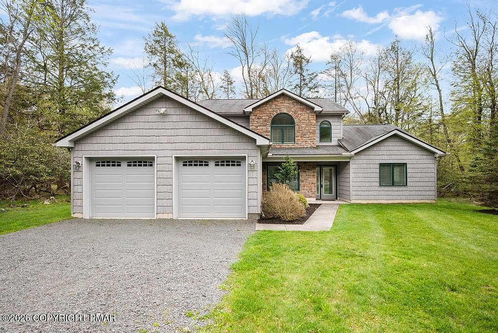 2236 Hillcrest Dr — Lake Naomi Club