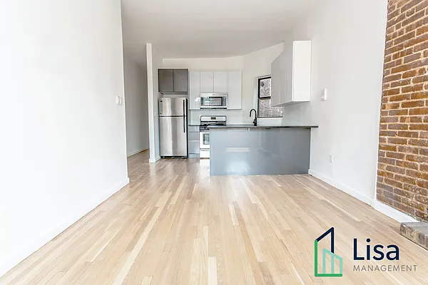 Rented by Lisa Management Inc | media 12