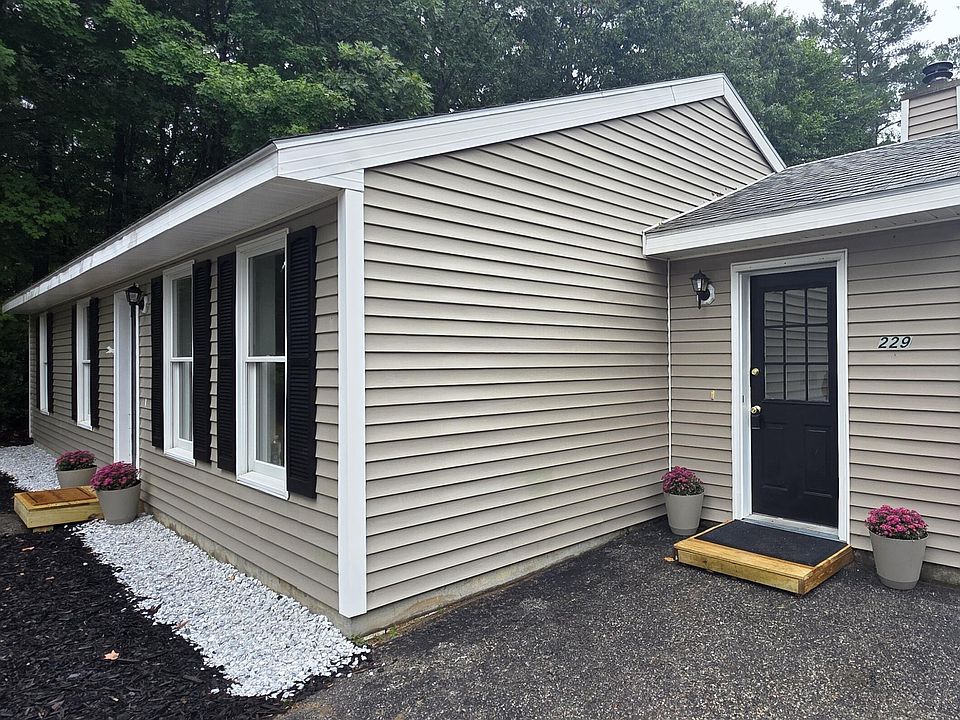 1st image of 229 Tandberg Trail