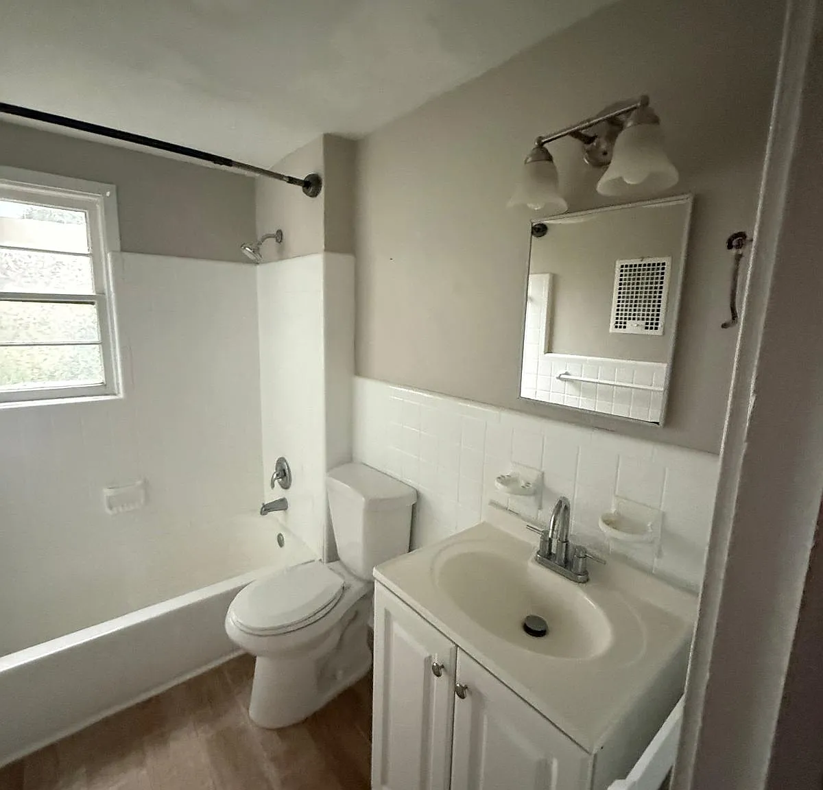 1 bed, 700 sqft, $2,200 — Photo 1